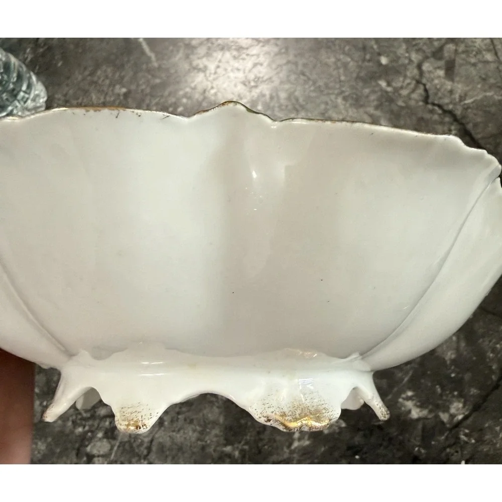 Vtg Bavaria Tirschenreuth Hand‎ Painted Porelain Scalloped Gold Rim Cherry Bowl